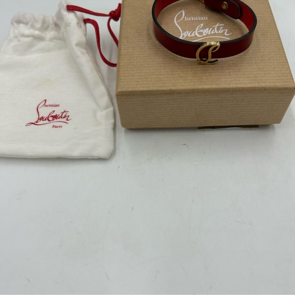 Women’s Christian Louboutin CL logo bracelet made in Italy NWT - Picture 3 of 11